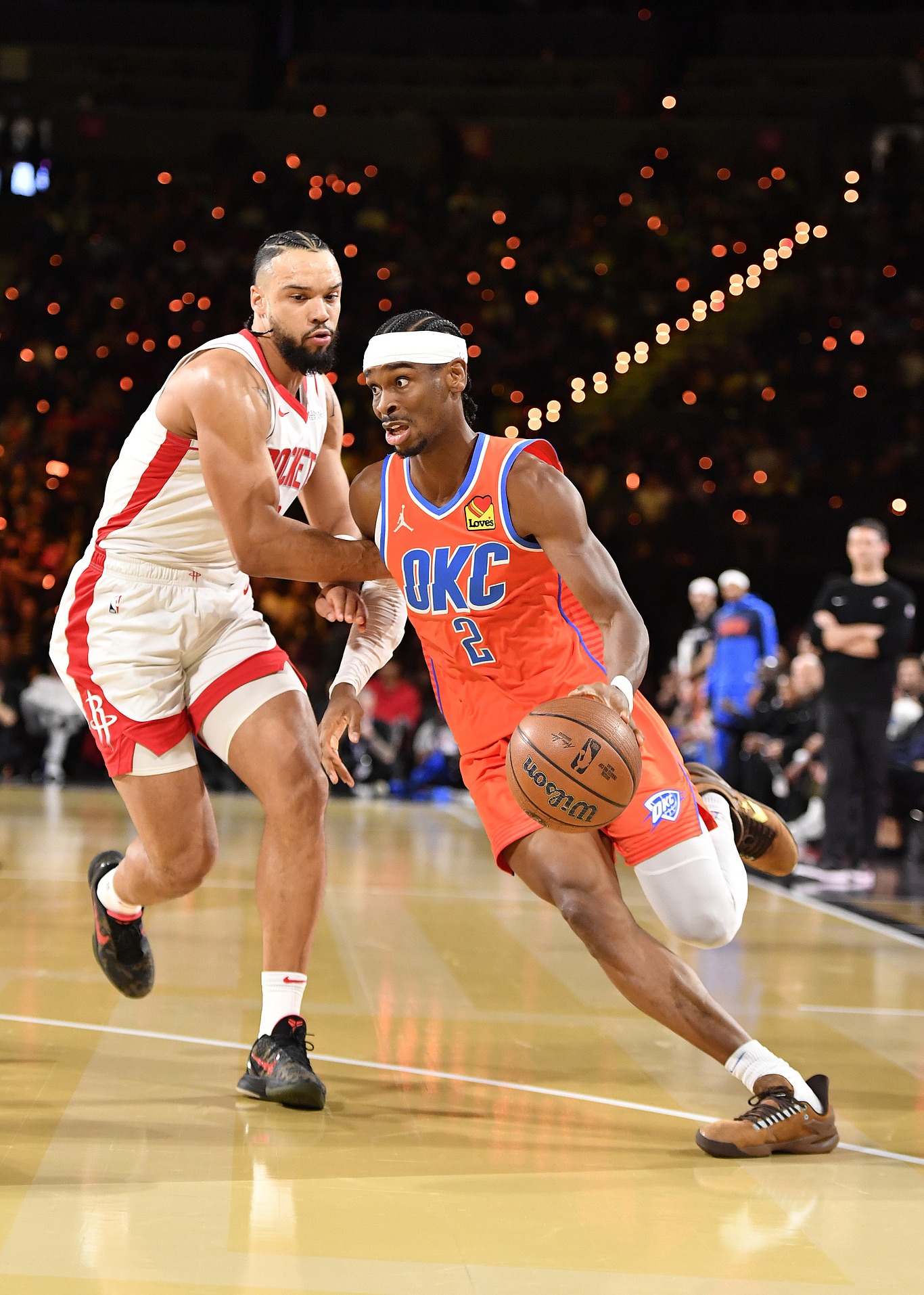 雷霆绝杀火箭,拉文统治全场 雷霆绝杀火箭,拉文统治全场