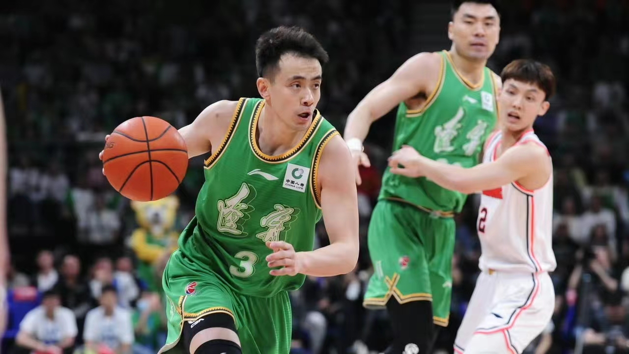 山东队横扫灰熊，张镇麟惊艳四座