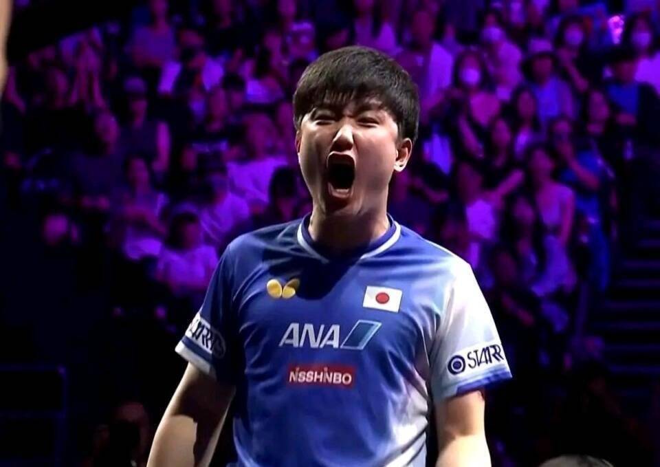 英格兰队碾压中国队,张本智和关键制胜 英格兰队碾压中国队,张本智和关键制胜