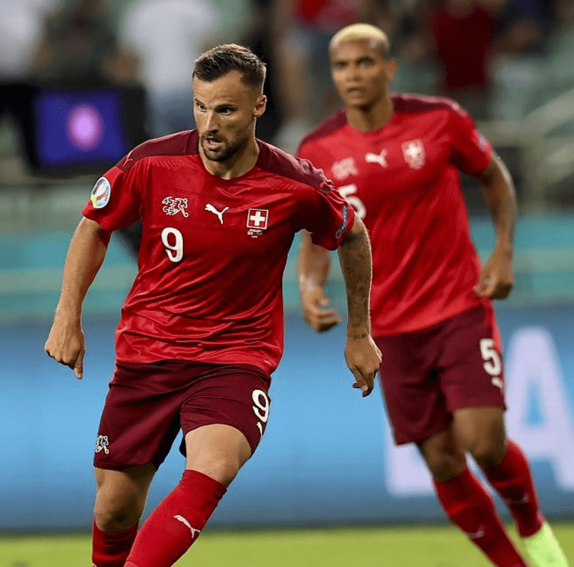 法国队险胜瑞典队,奥恰洛夫高光表现 法国队险胜瑞典队,奥恰洛夫高光表现