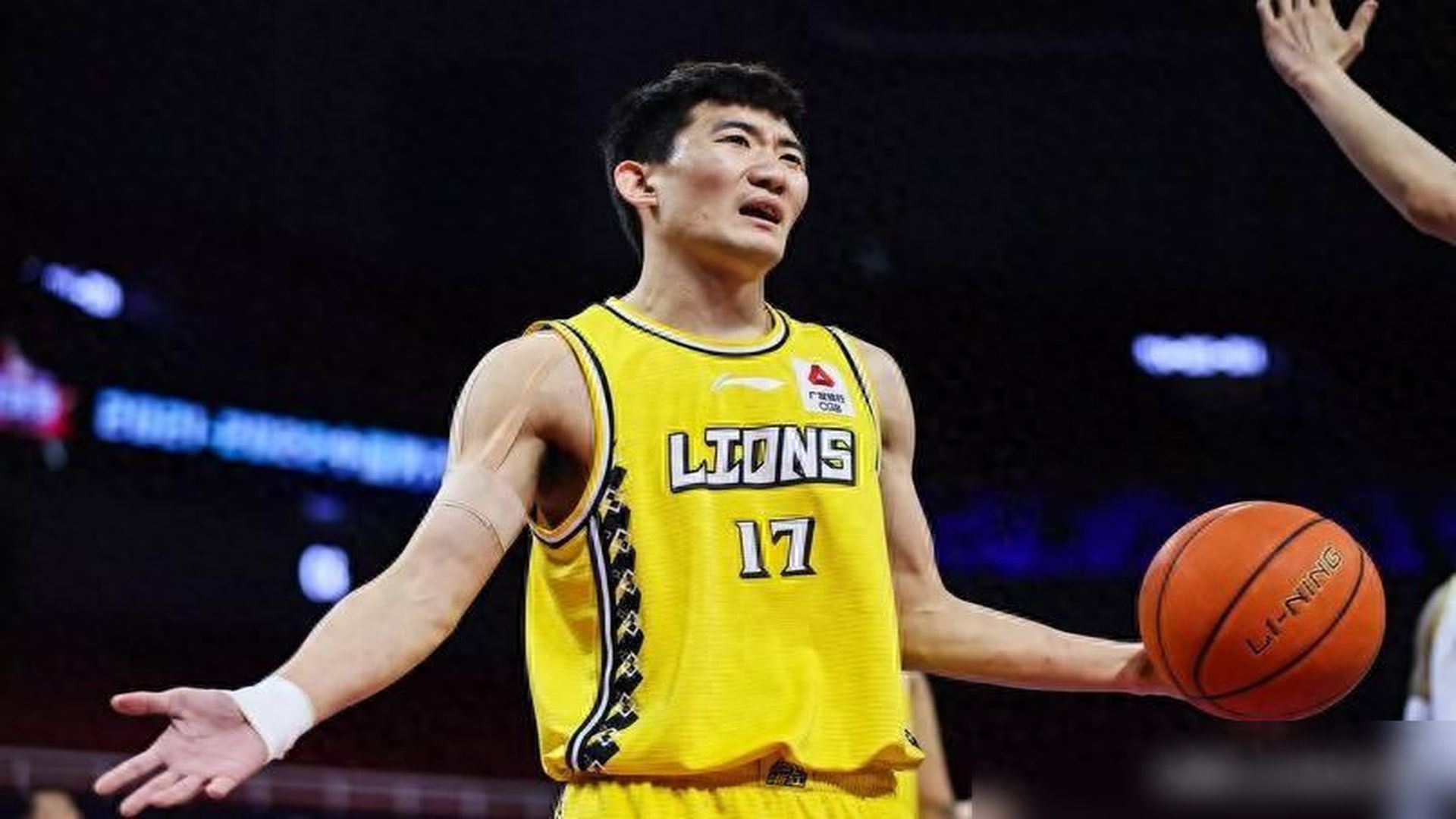 辽宁队绝杀四川队,孙铭徽刷新纪录 辽宁队绝杀四川队,孙铭徽刷新纪录