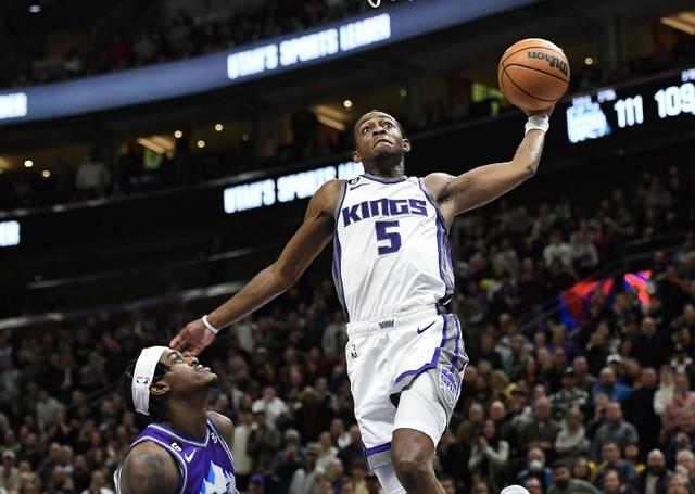 浙江队逆转上海队，福克斯点燃赛场